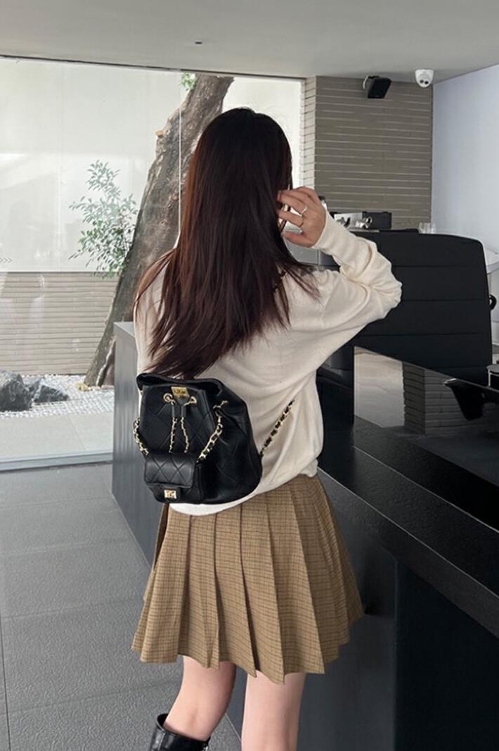 MBH Genuine Leather Quilted Bucket Backpack with Pouch - Image 5