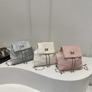 Large Capacity Women's Backpack for Commuting and Casual Wear, Autumn Style, Bucket Bag with Chain Detail, PU, Magnetic Closure