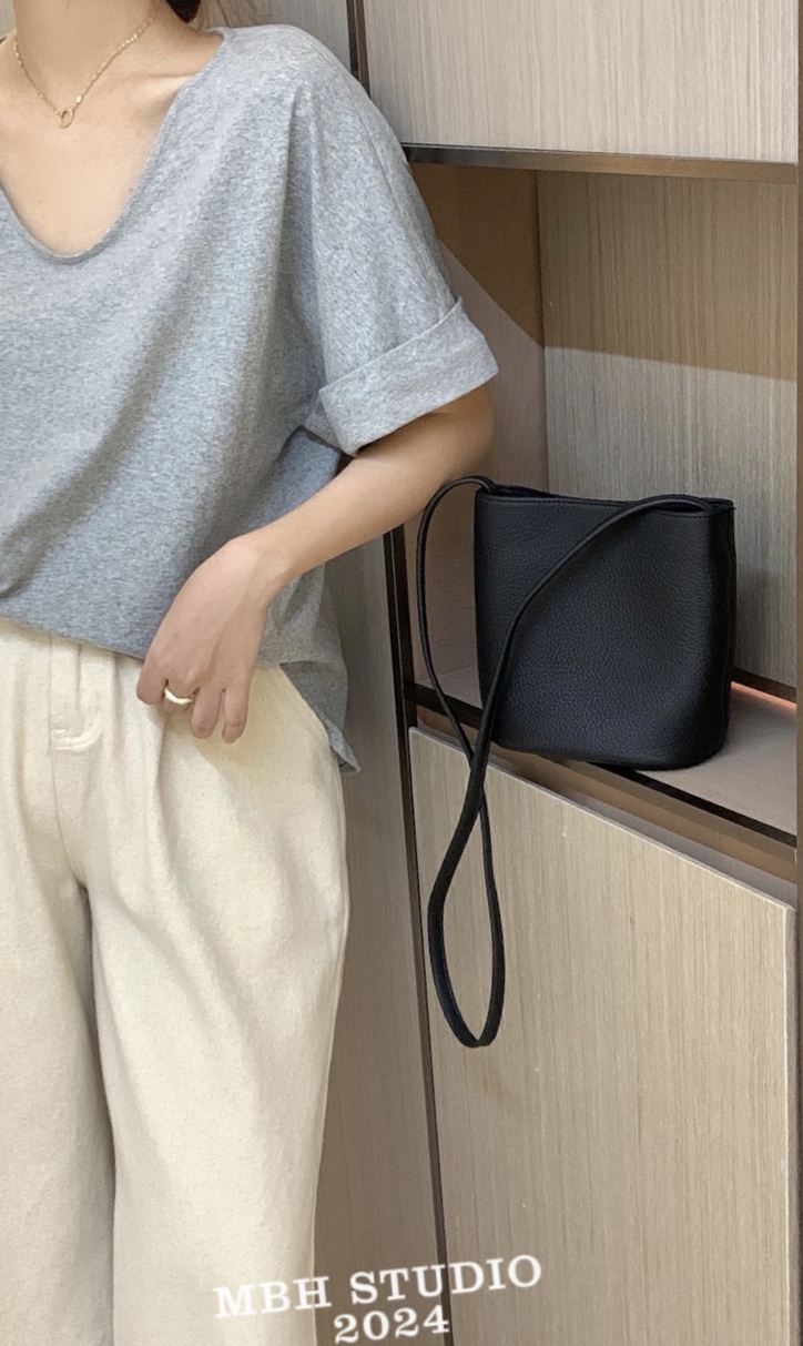 MBH Top Layer Cowhide Bucket Crossbody Bag Casual Minimalist Large Capacity Commuter - Image 2