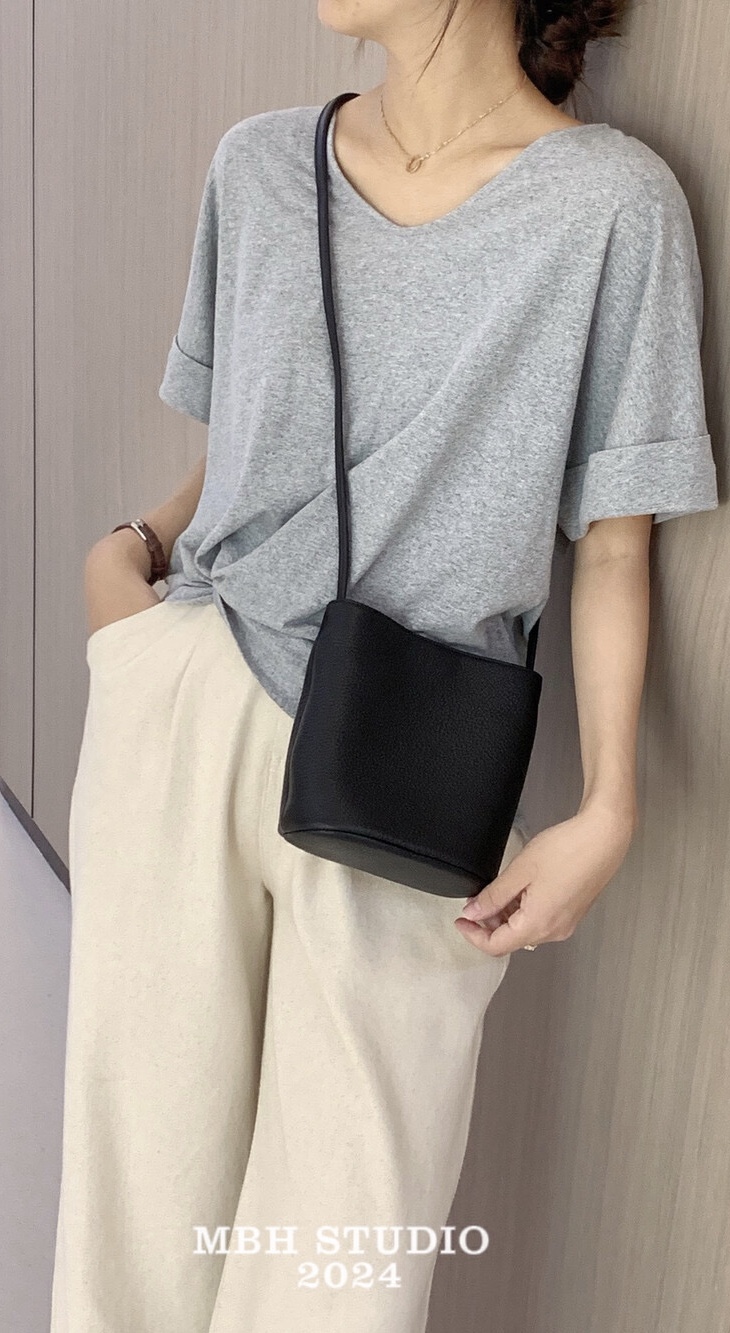 MBH Top Layer Cowhide Bucket Crossbody Bag Casual Minimalist Large Capacity Commuter - Image 4