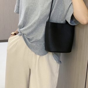 MBH Top Layer Cowhide Bucket Crossbody Bag Casual Minimalist Large Capacity Commuter