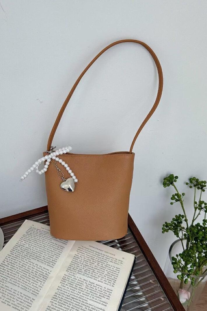 MBH Top Layer Cowhide Bucket Crossbody Bag Casual Minimalist Large Capacity Commuter - Image 5