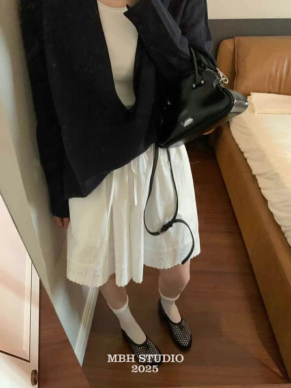 MBH 2025 Summer Shell Bag Top Layer Cowhide Versatile Crossbody Handbag with Shoulder Strap - Image 2
