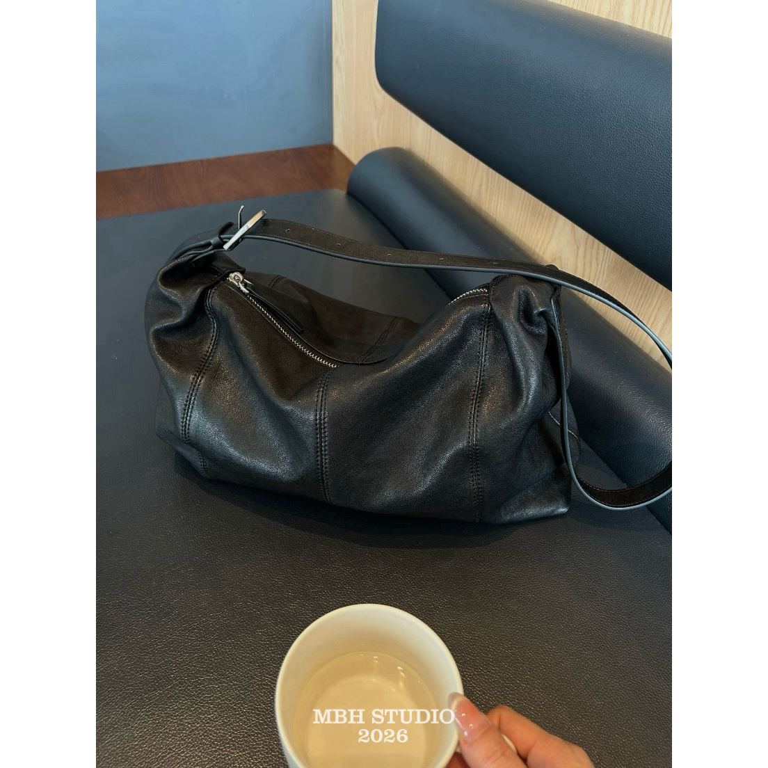 MBH Vegetable-Tanned Lambskin Hobo Bag Large Minimalist Shoulder Bag for Commute - Image 5