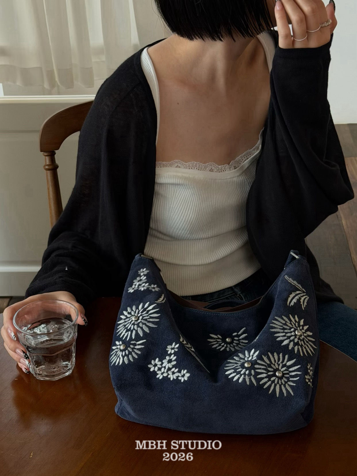 MBH Daisy Embroidered Suede Hobo Bag Retro Shoulder Bag - Image 3